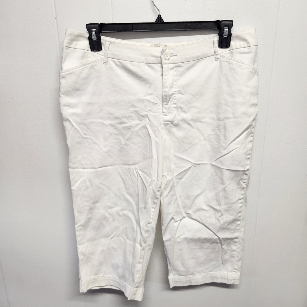 St John's Bay Capri Pants Womens 16W White Stretch Casual Cropped Summer Spandex